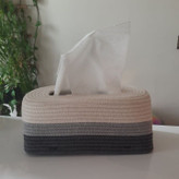 جعبه دستمال کاغذی قیطان دوزی شده مدل s162